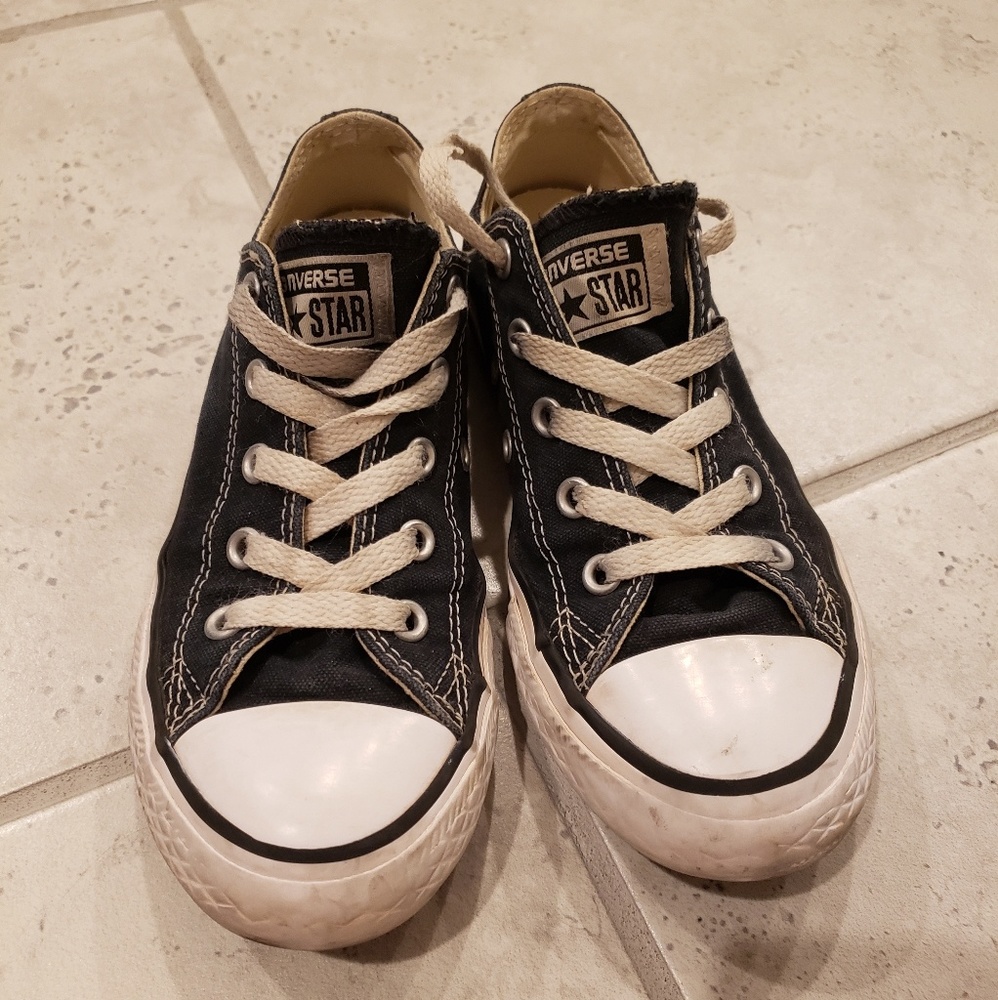Kids converse